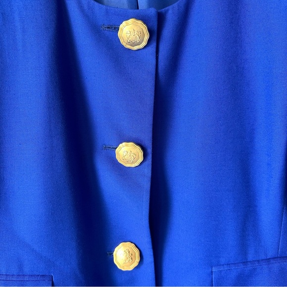 Christian Dior // Vintage Royal Blue Summer set up Jacket & Skirt Size 16 - Picture 4 of 16